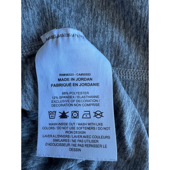 3 for $9 Nike Dry Fit Running S with thumbholes and 3/4 zip - Picture 5 of 7